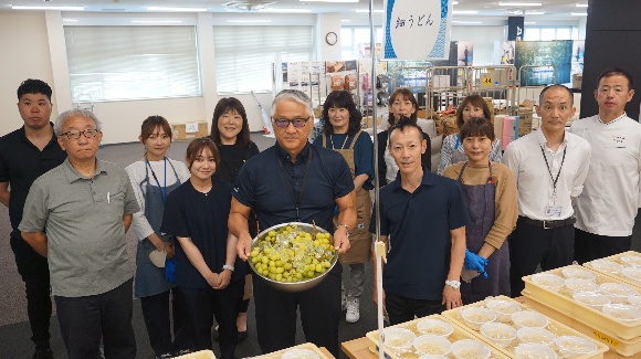 納涼祭で集合写真
